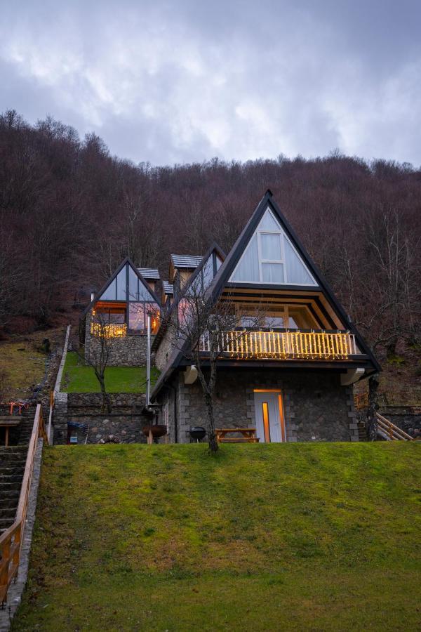 Columbus Villas Vermosh Exteriér fotografie